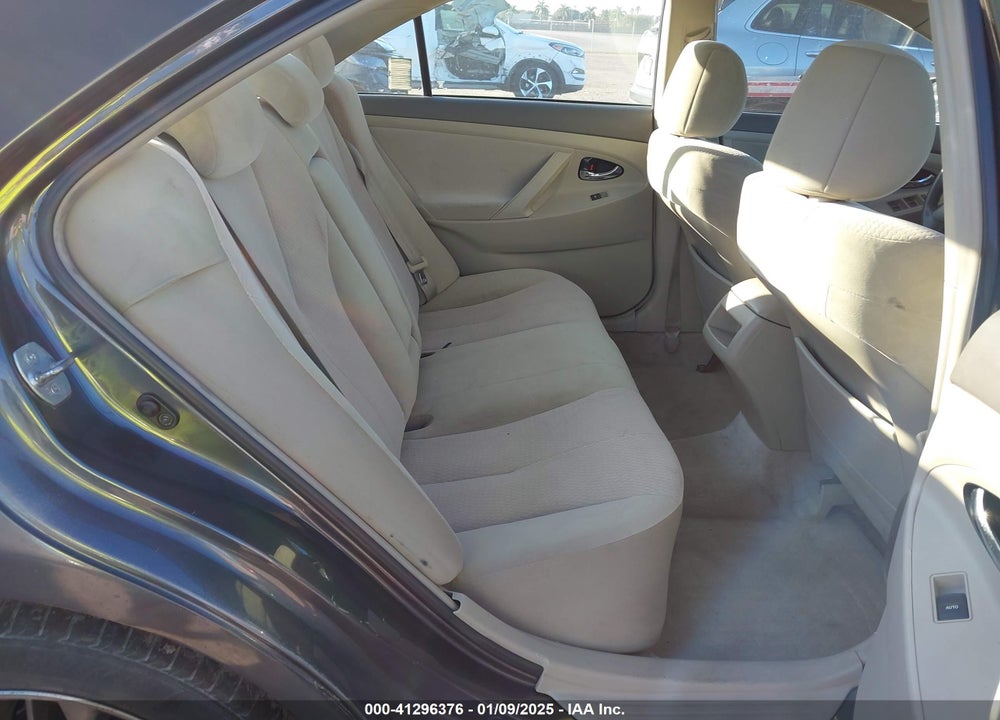 2011 TOYOTA CAMRY VIN: 4T1BF3EK2BU137113