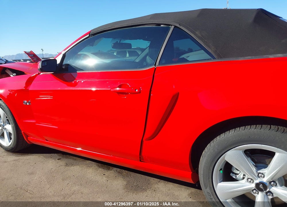 2014 FORD MUSTANG VIN: 1ZVBP8FF0E5333580