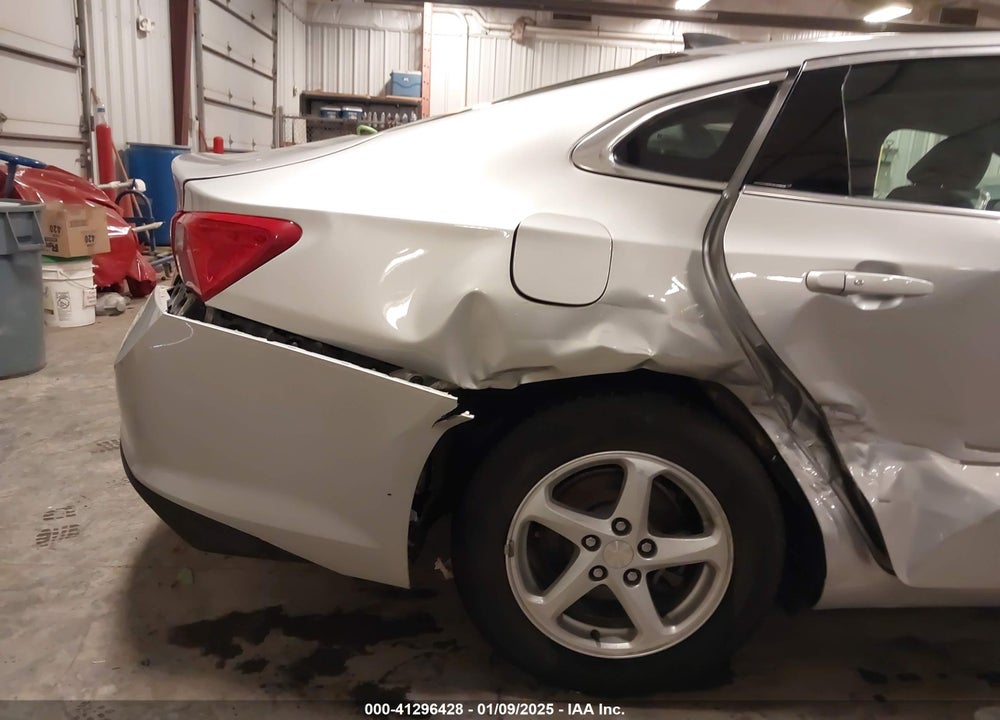 2018 CHEVROLET MALIBU VIN: 1G1ZB5ST2JF277908