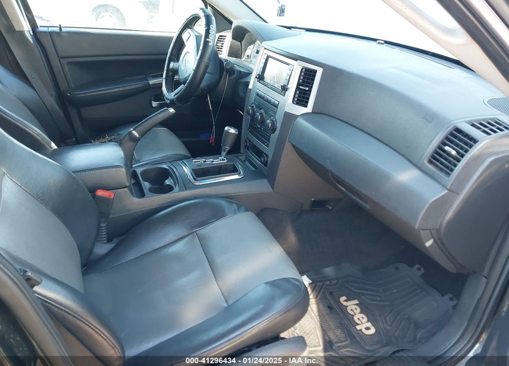 2010 JEEP GRAND CHEROKEE LAREDO VIN: 1J4RS4GT3AC152695