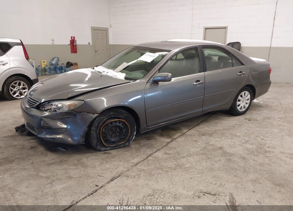 2005 TOYOTA CAMRY LE VIN: 4T1BE30K15U618159