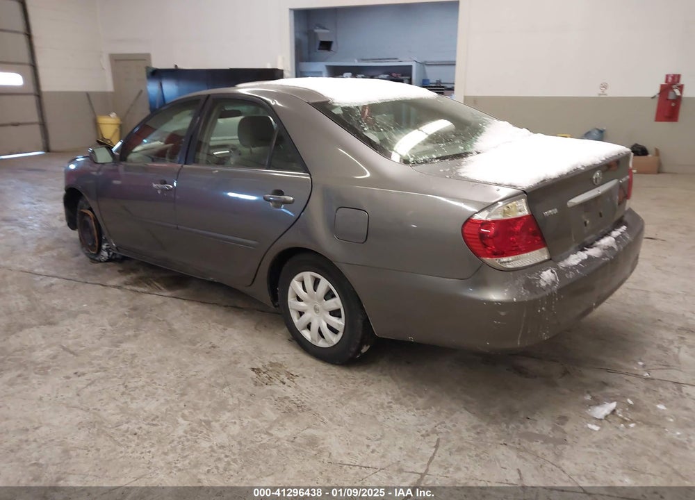 2005 TOYOTA CAMRY LE VIN: 4T1BE30K15U618159