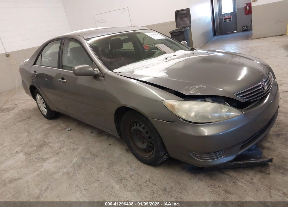 2005 TOYOTA CAMRY LE VIN: 4T1BE30K15U618159