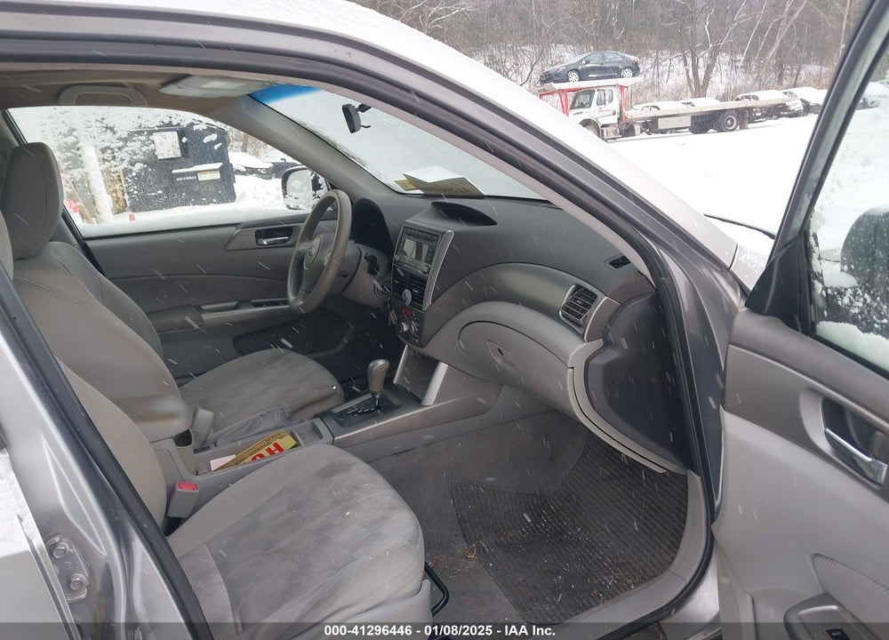 2010 SUBARU FORESTER 2.5X PREMIUM VIN: JF2SH6CC9AH746817