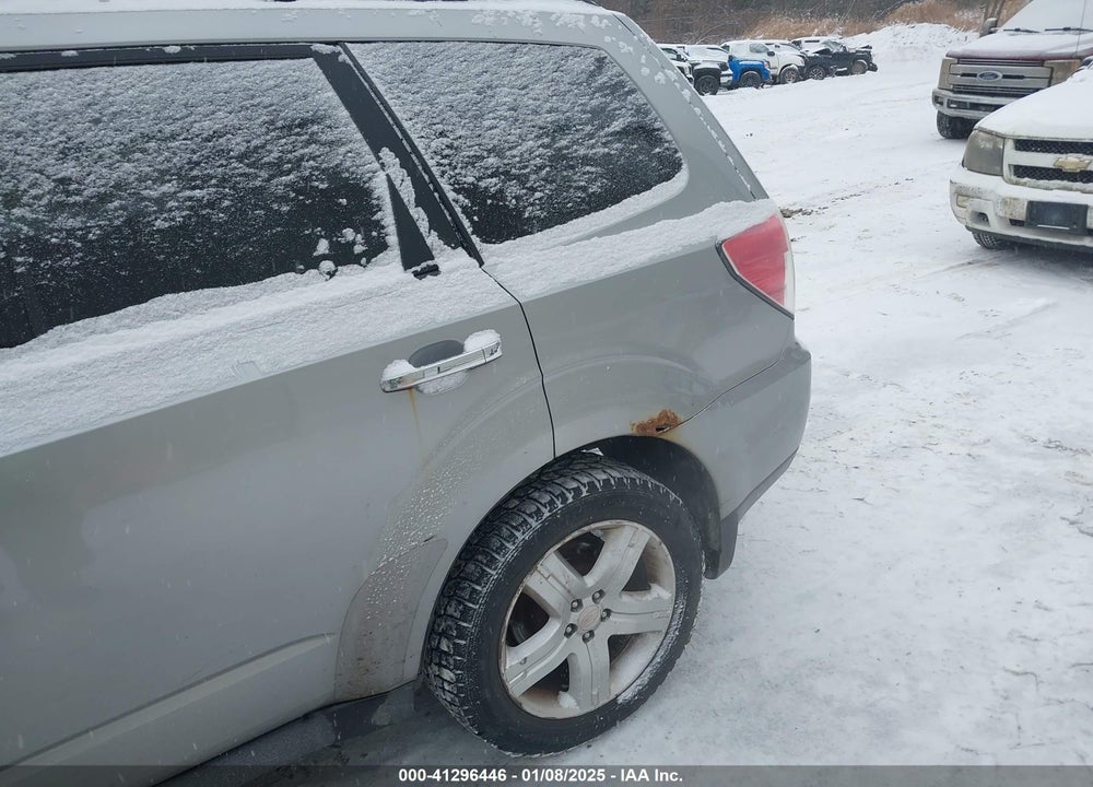 2010 SUBARU FORESTER 2.5X PREMIUM VIN: JF2SH6CC9AH746817