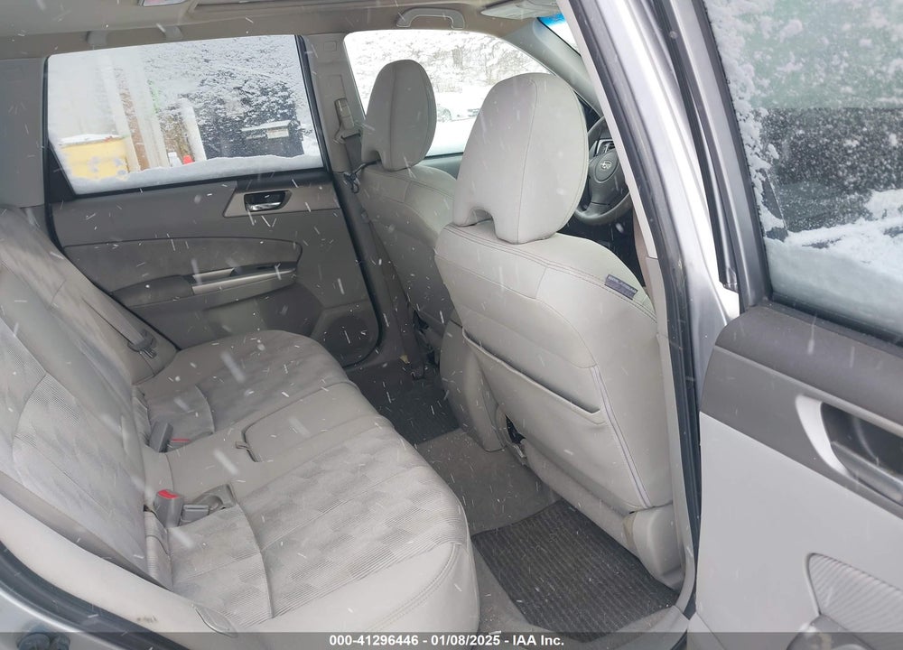 2010 SUBARU FORESTER 2.5X PREMIUM VIN: JF2SH6CC9AH746817