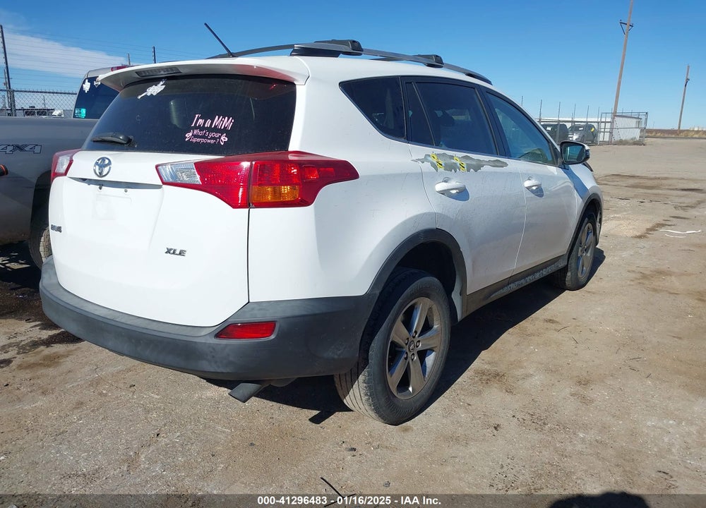 2015 TOYOTA RAV4 XLE VIN: 2T3WFREV5FW174149
