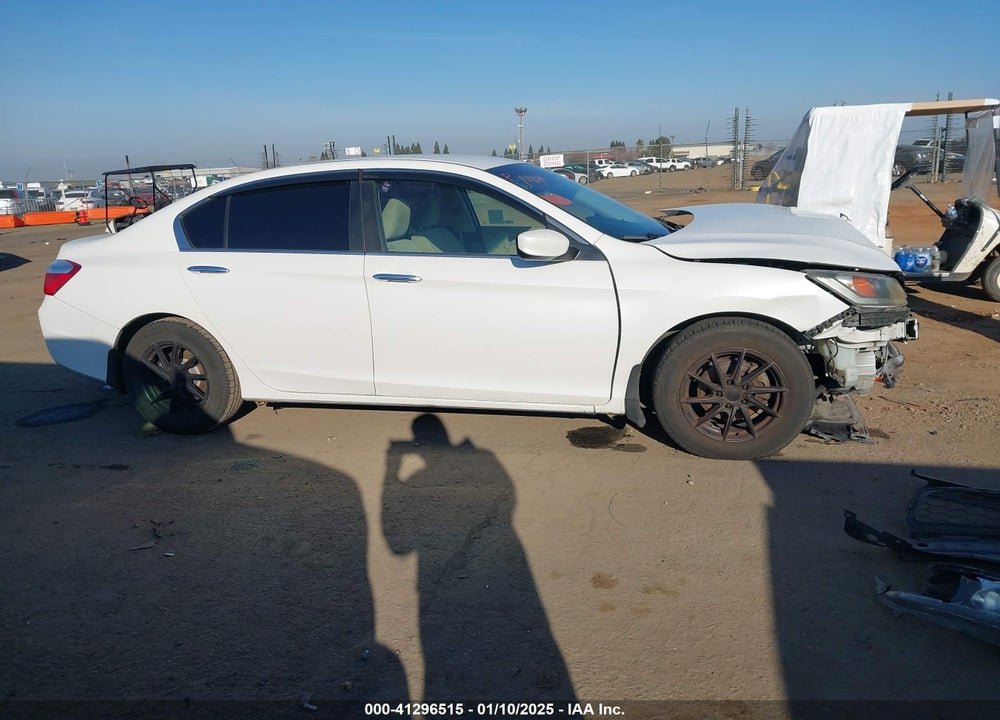 2013 HONDA ACCORD LX VIN: 1HGCR2F32DA024608