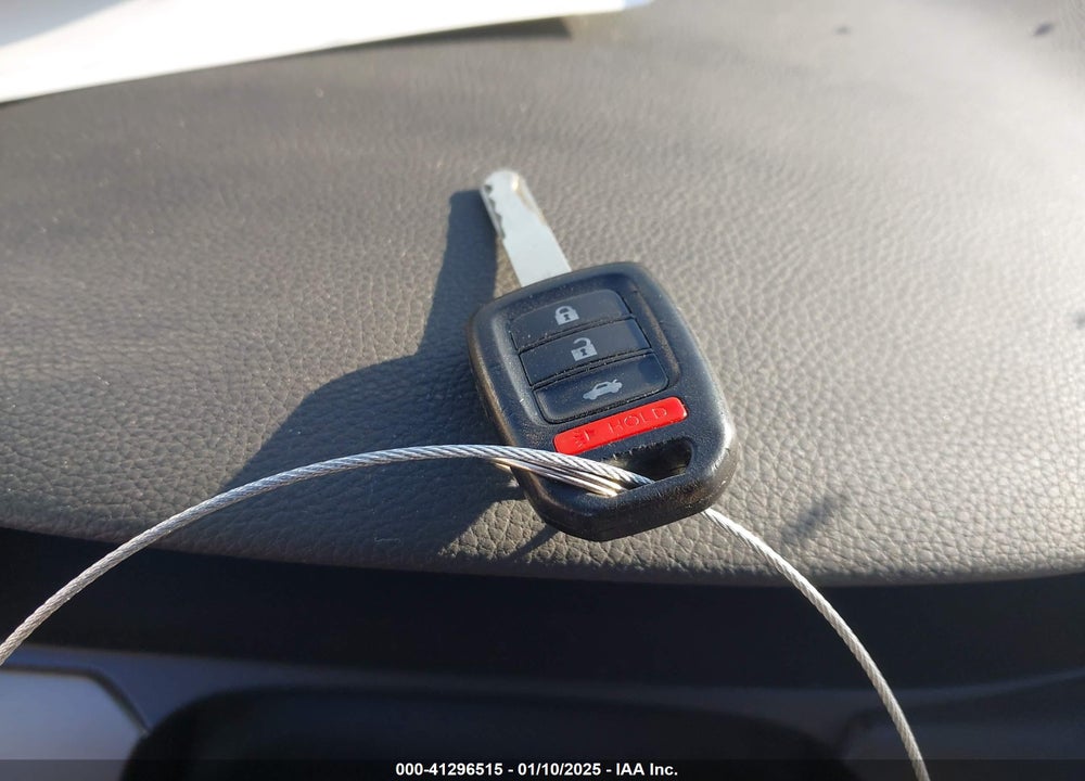 2013 HONDA ACCORD LX VIN: 1HGCR2F32DA024608