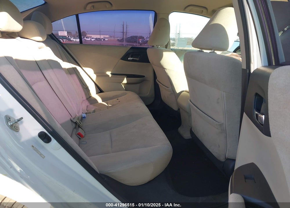 2013 HONDA ACCORD LX VIN: 1HGCR2F32DA024608