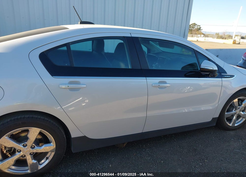 2015 CHEVROLET VOLT VIN: 1G1RD6E46FU120048