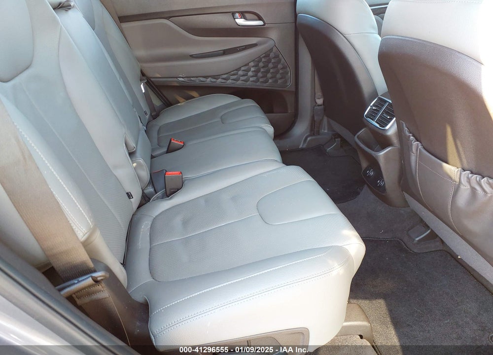 2019 HYUNDAI SANTA FE SE VIN: 5NMS23AD9KH095764