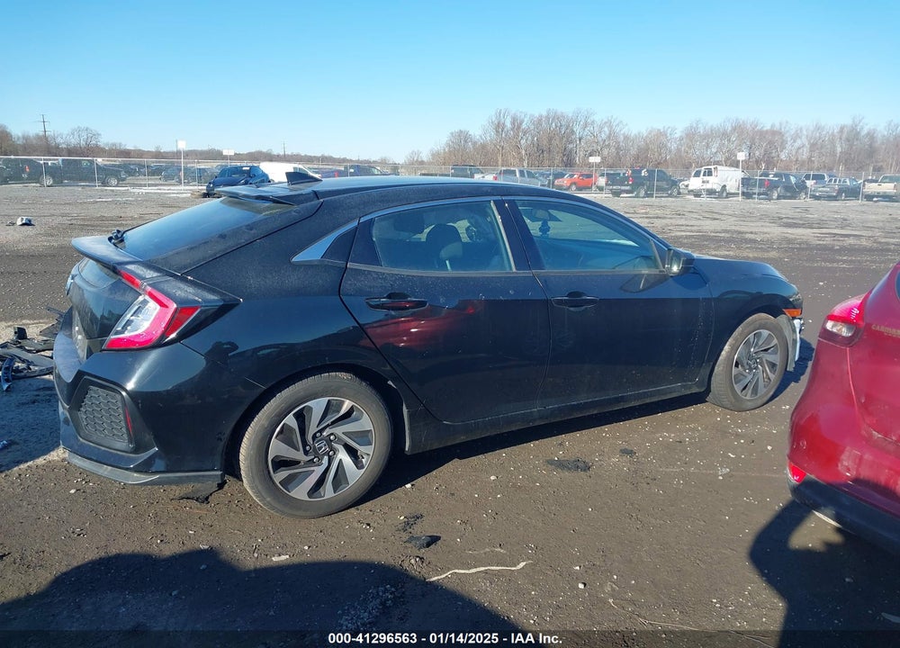 2019 HONDA CIVIC LX VIN: SHHFK7H31KU405685