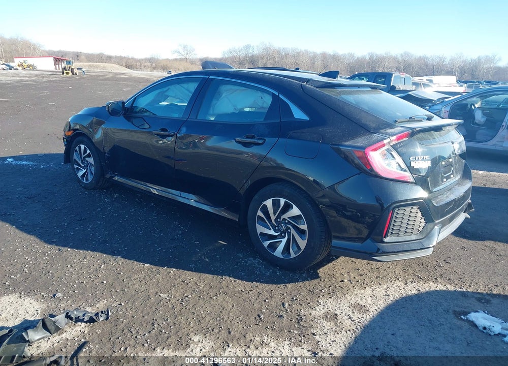 2019 HONDA CIVIC LX VIN: SHHFK7H31KU405685