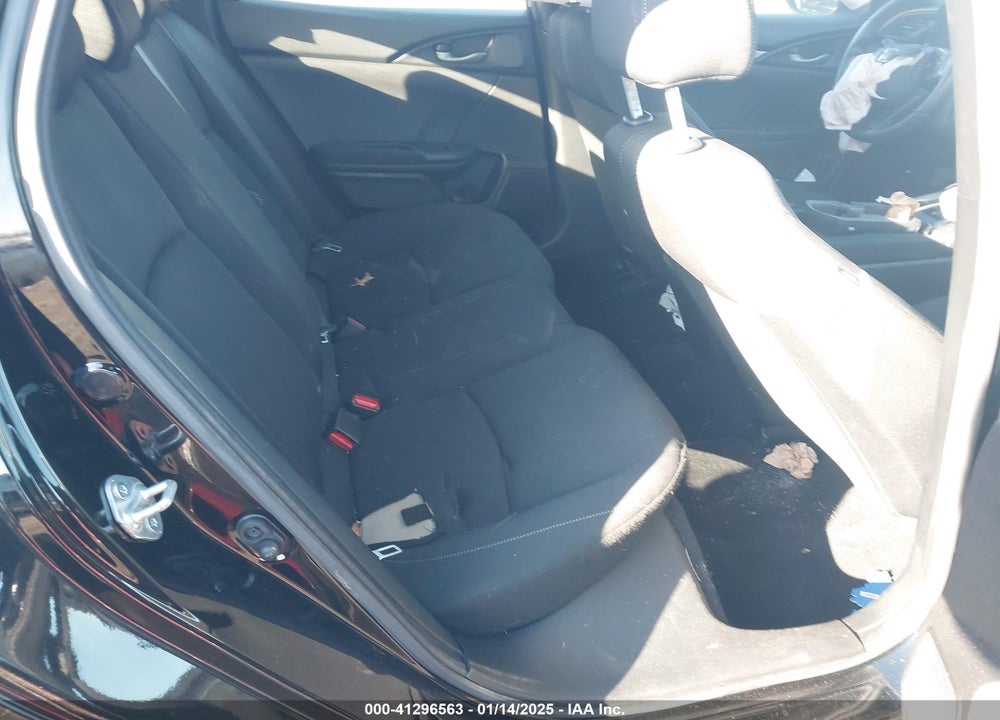 2019 HONDA CIVIC LX VIN: SHHFK7H31KU405685