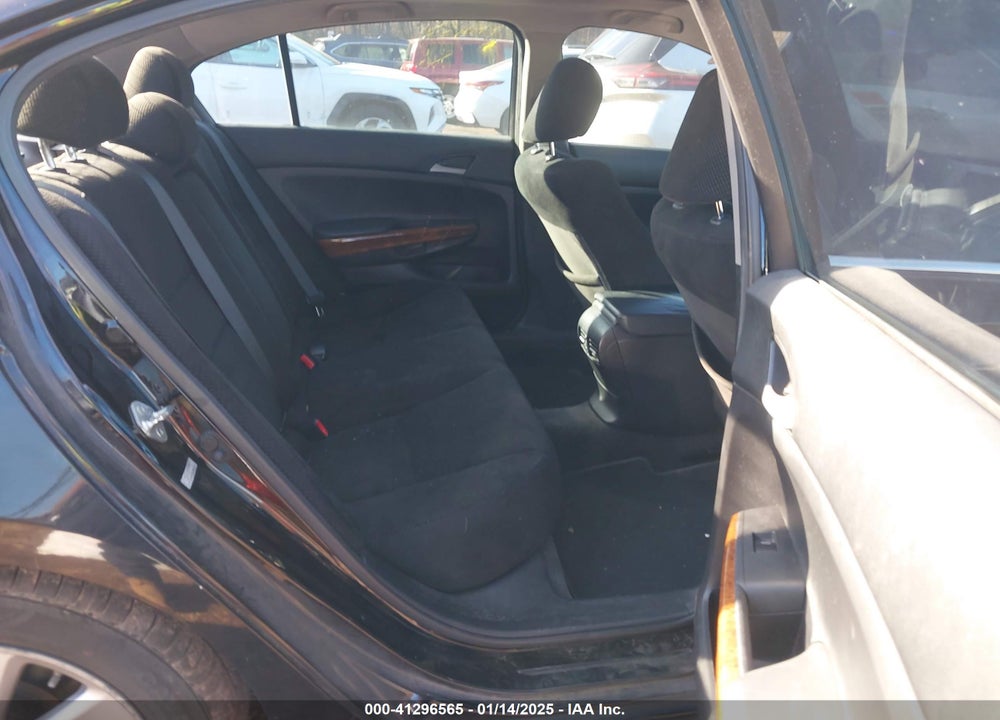 2011 HONDA ACCORD 2.4 EX VIN: 1HGCP2F71BA078956