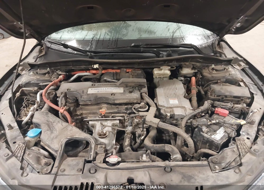2017 HONDA ACCORD VIN: JHMCR6F78HC004459