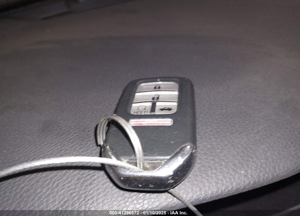 2017 HONDA ACCORD VIN: JHMCR6F78HC004459