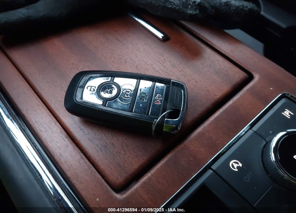 2022 LINCOLN NAVIGATOR BLACK LABEL L VIN: 5LMJJ3TT2NEL13739