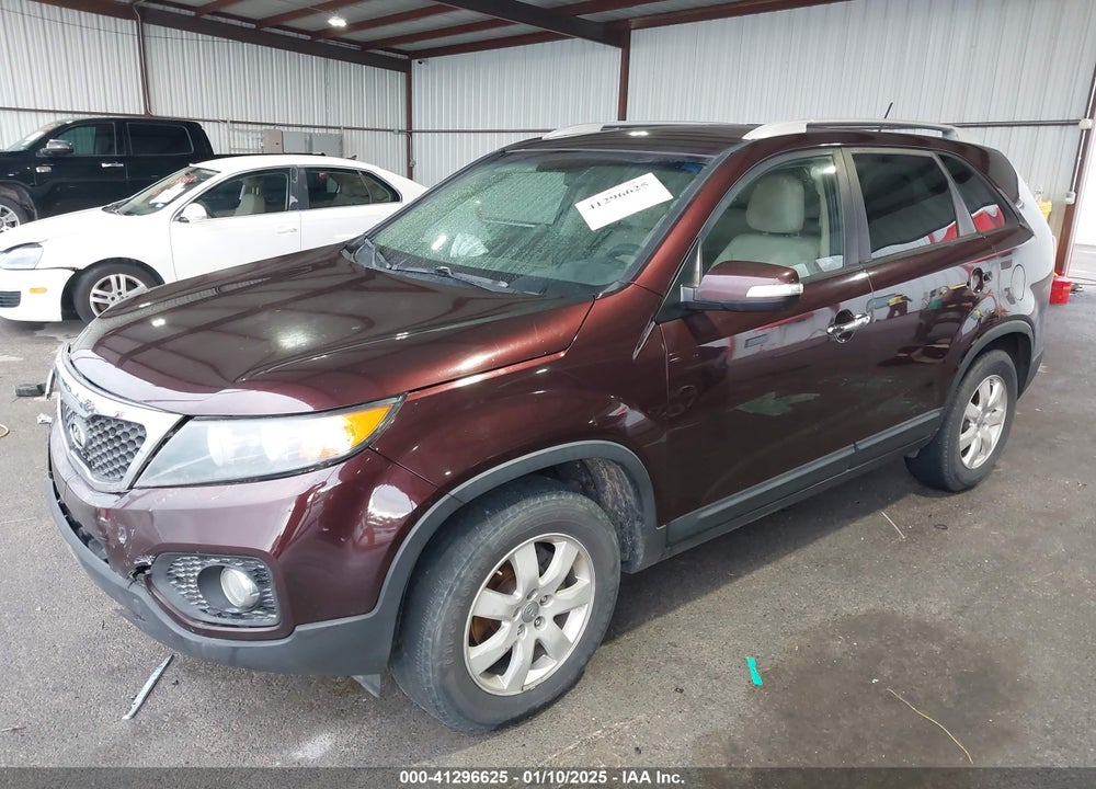 2013 KIA SORENTO LX VIN: 5XYKT3A6XDG384793
