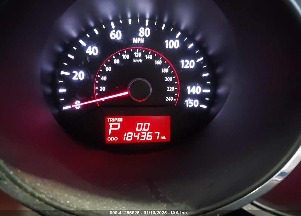 2013 KIA SORENTO LX VIN: 5XYKT3A6XDG384793