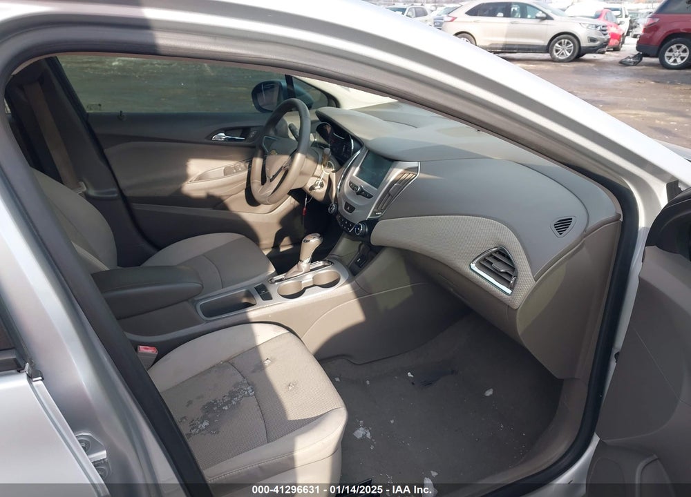 2017 CHEVROLET CRUZE VIN: 1G1BC5SM4H7208181