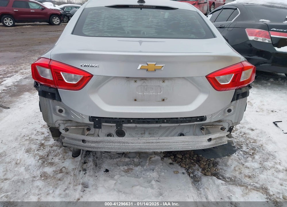 2017 CHEVROLET CRUZE VIN: 1G1BC5SM4H7208181