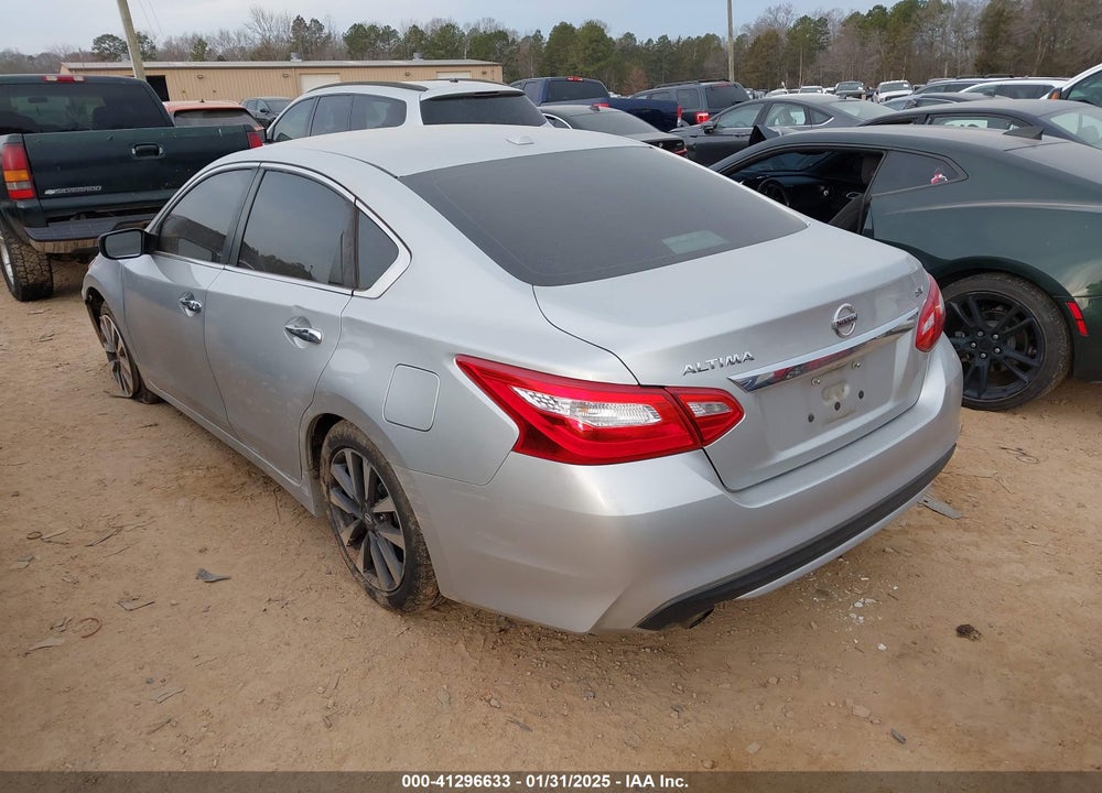 2017 NISSAN ALTIMA VIN: 1N4AL3APXHC211778