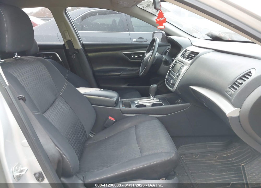 2017 NISSAN ALTIMA VIN: 1N4AL3APXHC211778