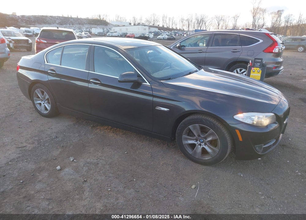 2013 BMW 528I XDRIVE VIN: WBAXH5C5XDDW14514