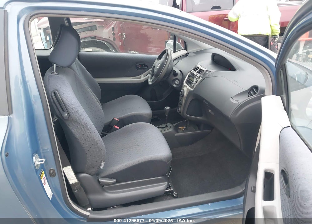 2009 TOYOTA YARIS VIN: JTDJT903495236340