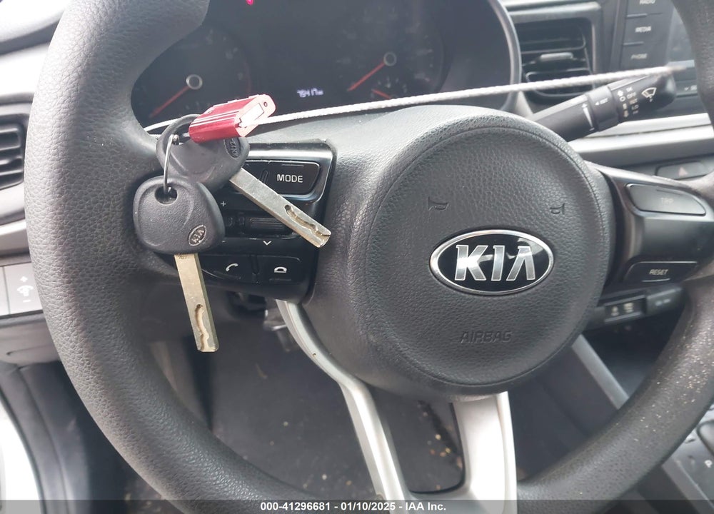 2019 KIA RIO VIN: 3KPA24AB2KE221079