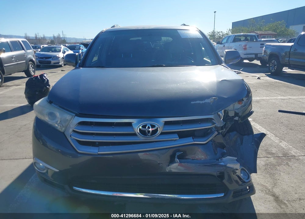 2013 TOYOTA HIGHLANDER LIMITED V6 VIN: 5TDYK3EH9DS105684
