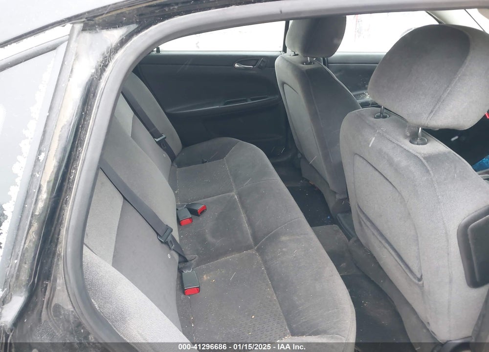 2011 CHEVROLET IMPALA LS VIN: 2G1WF5EK1B1121748