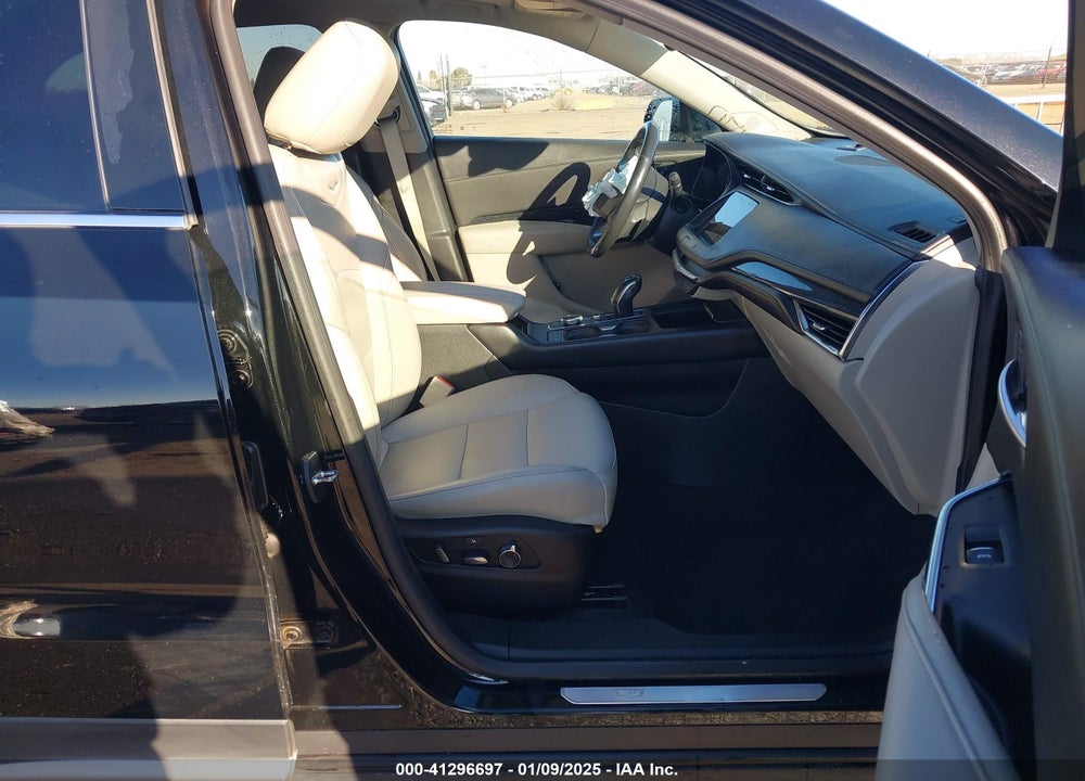2019 CADILLAC XT4 PREMIUM LUXURY VIN: 1GYFZCR48KF101028