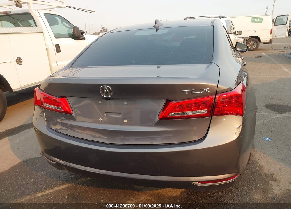 2018 ACURA TLX VIN: 19UUB1F39JA001714