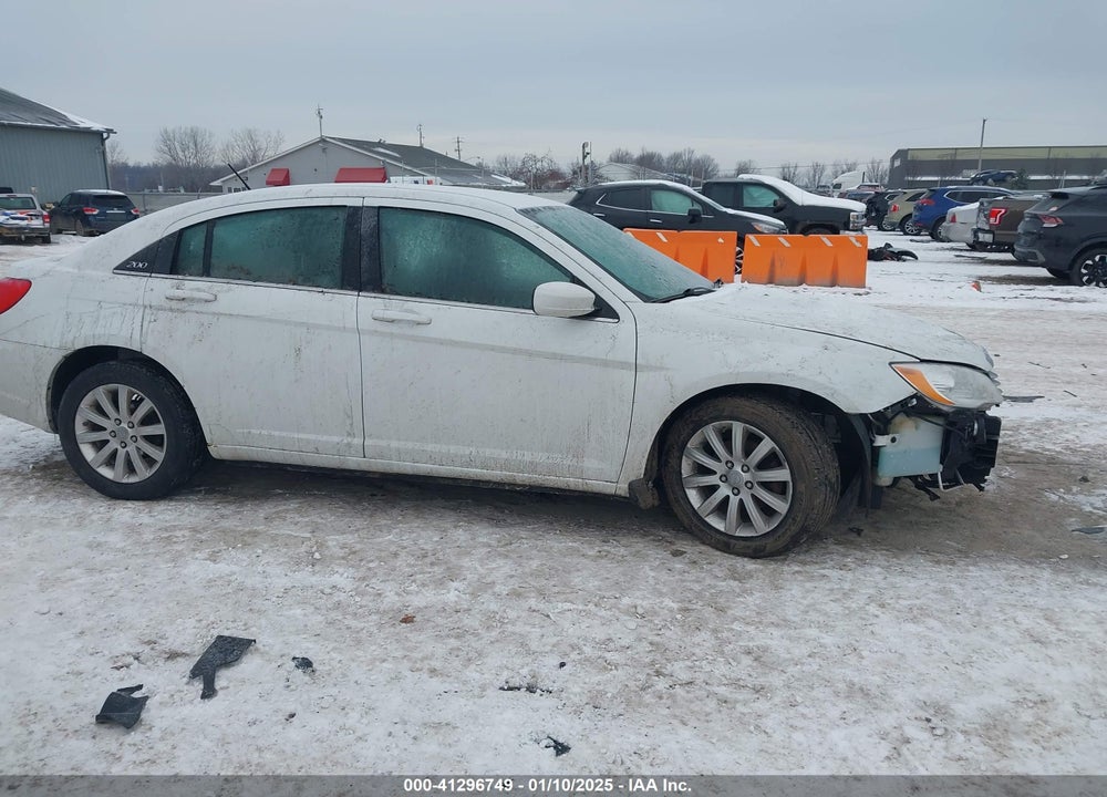 2013 CHRYSLER 200 VIN: 1C3CCBBG2DN583064