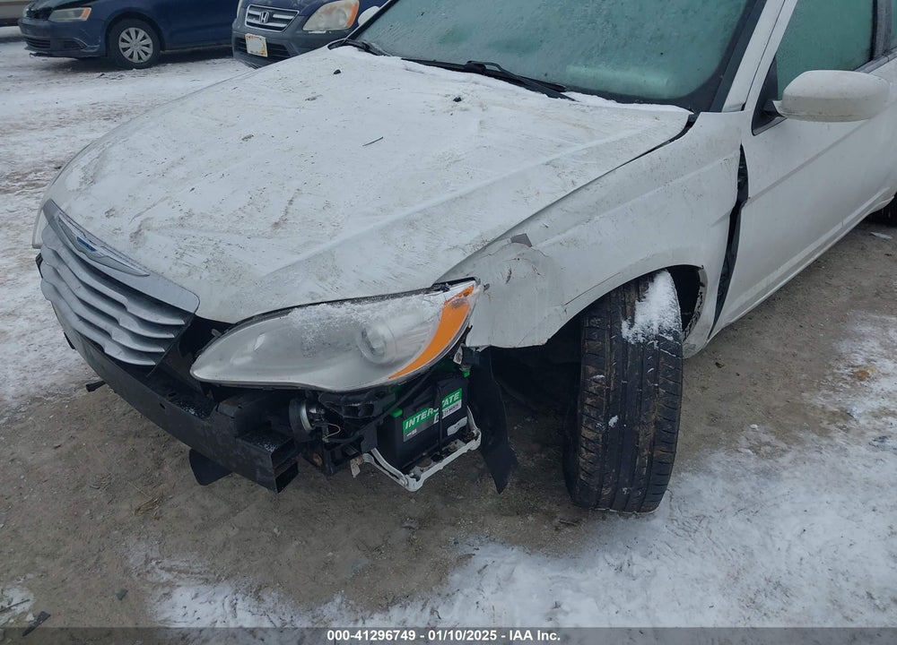 2013 CHRYSLER 200 VIN: 1C3CCBBG2DN583064