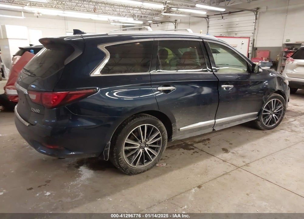2017 INFINITI QX60 VIN: 5N1DL0MM7HC525746