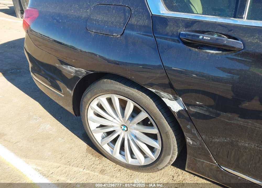 2016 BMW 740I VIN: WBA7E2C56GG547789