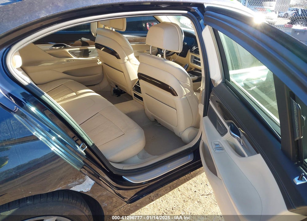 2016 BMW 740I VIN: WBA7E2C56GG547789