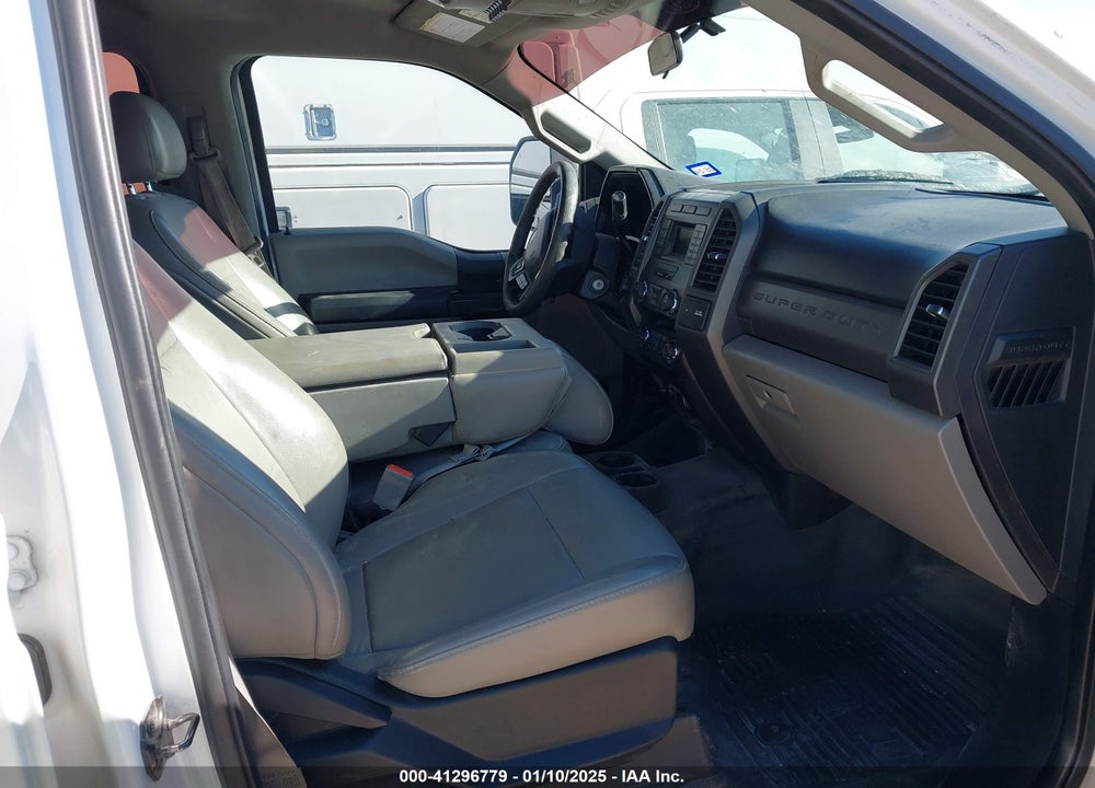 2019 FORD F-250 XL VIN: 1FT7W2B69KEE90132