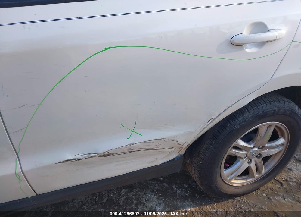2012 HYUNDAI SANTA FE GLS VIN: 5XYZGDAB2CG092415