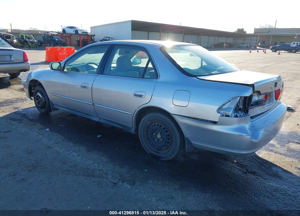 2001 HONDA ACCORD 2.3 LX VIN: 3HGCG66501G711338