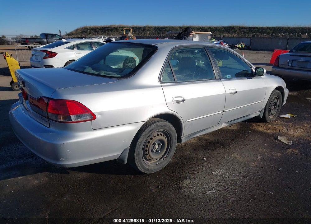 2001 HONDA ACCORD 2.3 LX VIN: 3HGCG66501G711338