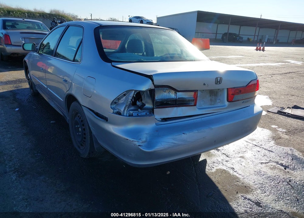 2001 HONDA ACCORD 2.3 LX VIN: 3HGCG66501G711338