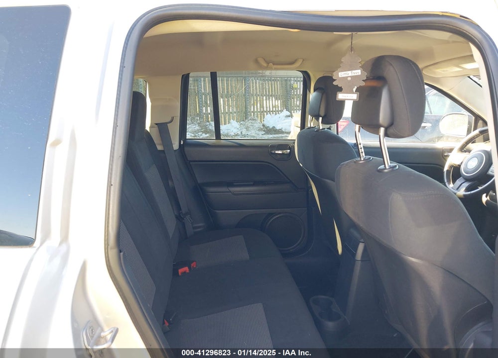 2011 JEEP COMPASS VIN: 1J4NF1FB3BD206843