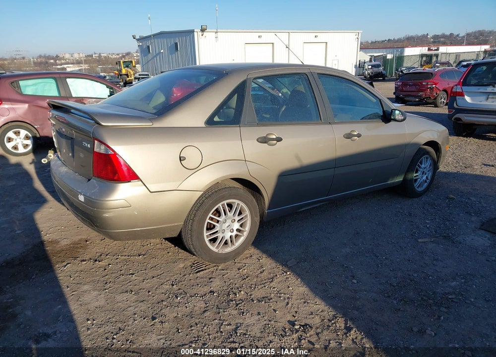 2005 FORD FOCUS ZX4 VIN: 1FAFP34N65W193732