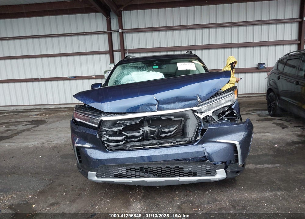2025 HONDA PILOT ELITE VIN: 5FNYG1H82SB020687