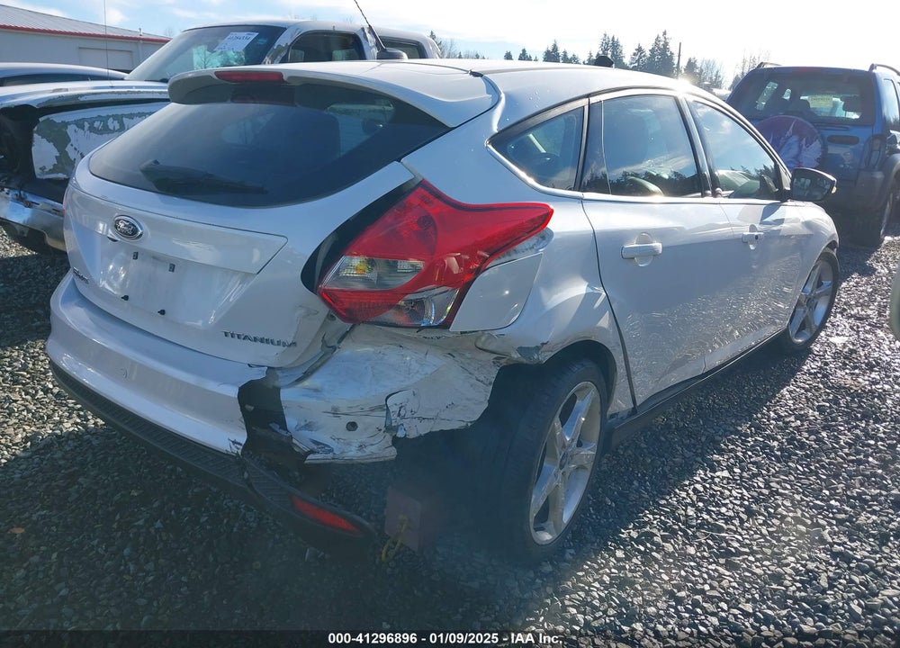 2012 FORD FOCUS TITANIUM VIN: 1FAHP3N28CL468772